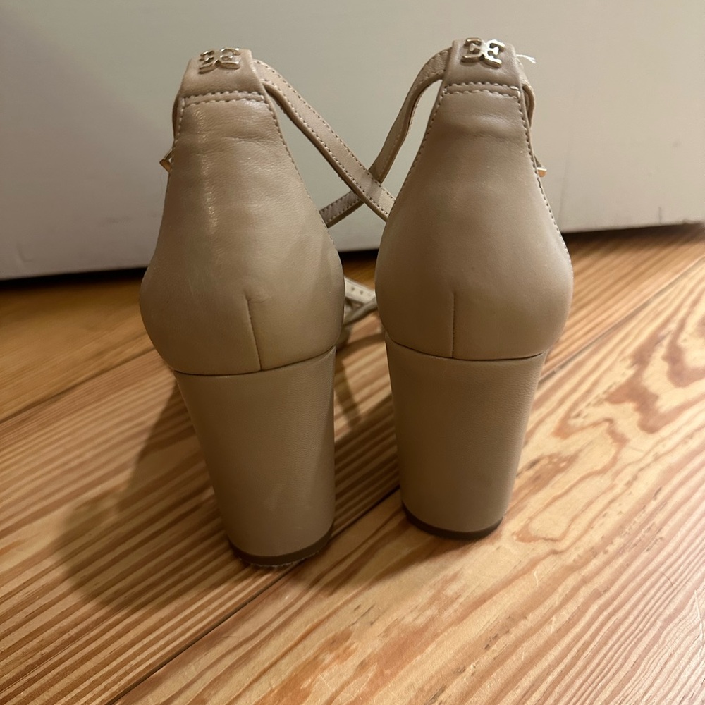 Sam Edelman Tan Heels - Picture 2 of 3